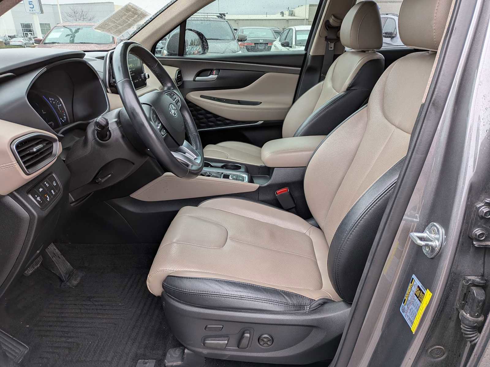 Used 2019 Hyundai Santa Fe AWD image 15