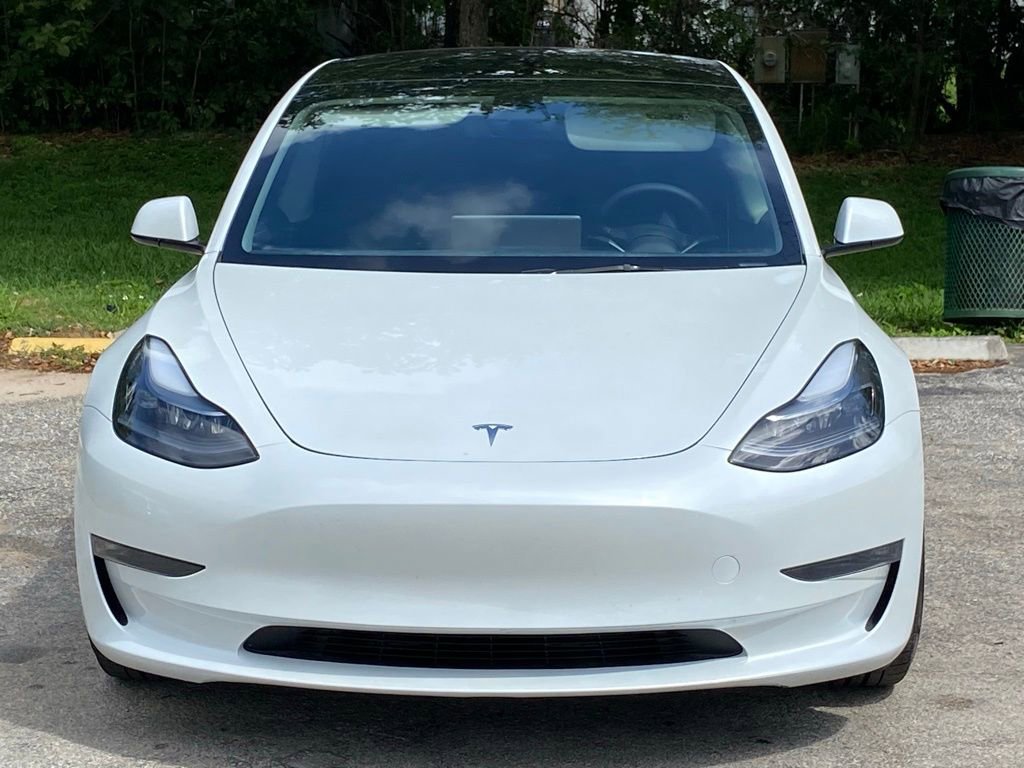 Used 2023 Tesla Model 3 Performance image 3