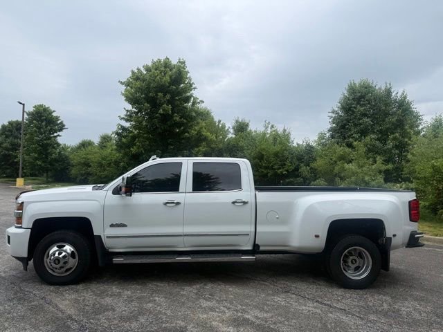 Used 2016 Chevrolet Silverado 3500 High Country w/ Duramax Plus Package AWD/4WD image 7
