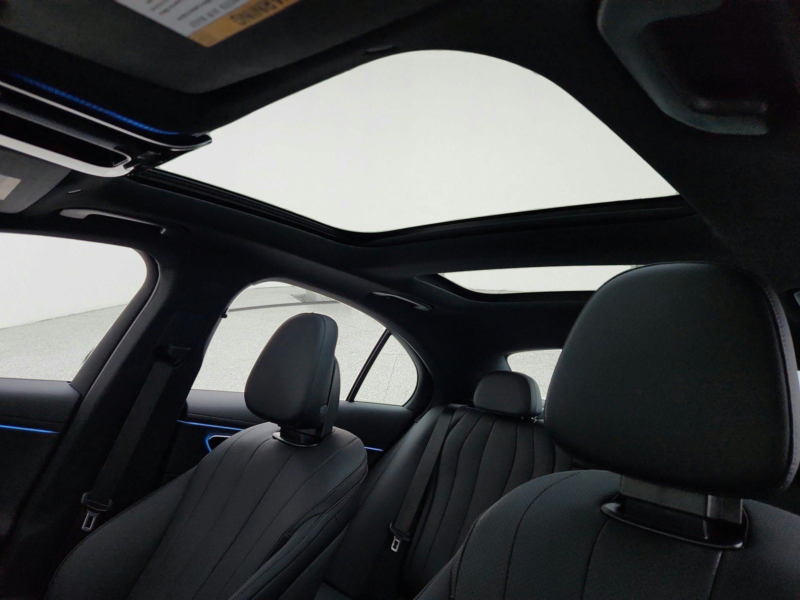 New 2027 Mercedes-Benz E 450 4MATIC Sedan image 18