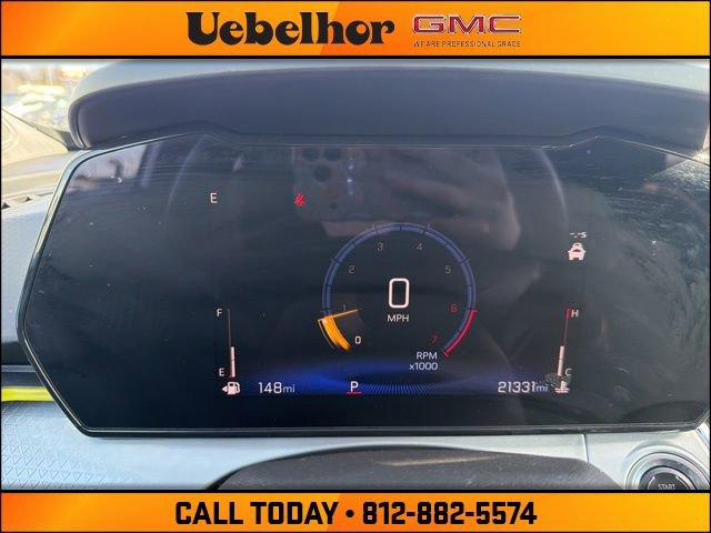 Used 2025 Chevrolet Trax LT w/ Driver Confidence Package image 27