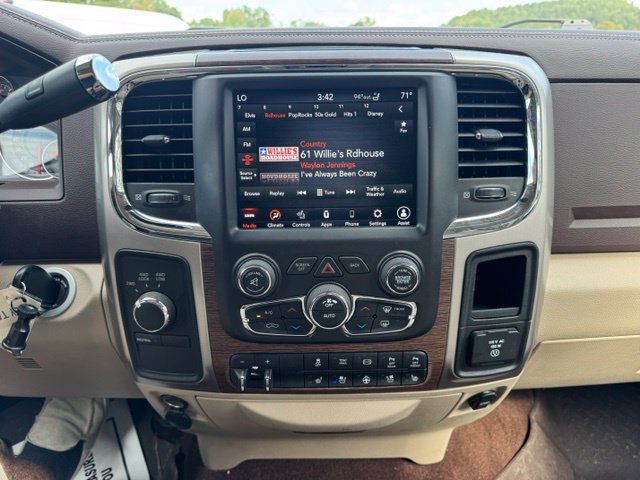 Used 2018 RAM 3500 Laramie AWD/4WD image 19