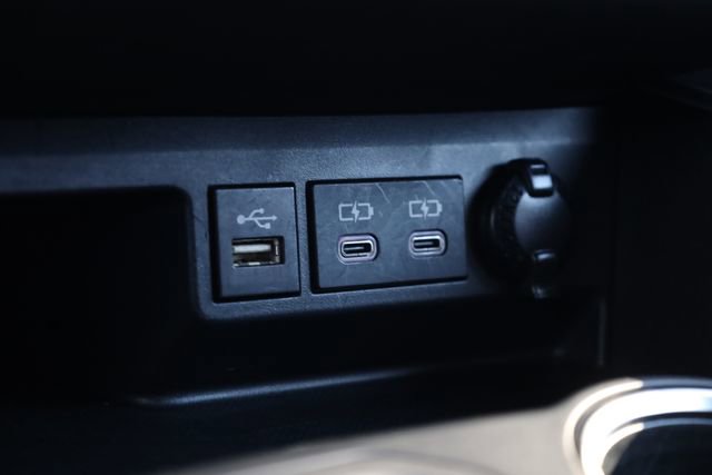 Used 2024 Toyota Highlander LE image 18