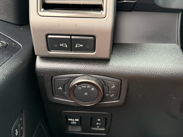 Used 2019 Ford F150 Raptor w/ Equipment Group 802A Luxury AWD/4WD image 29