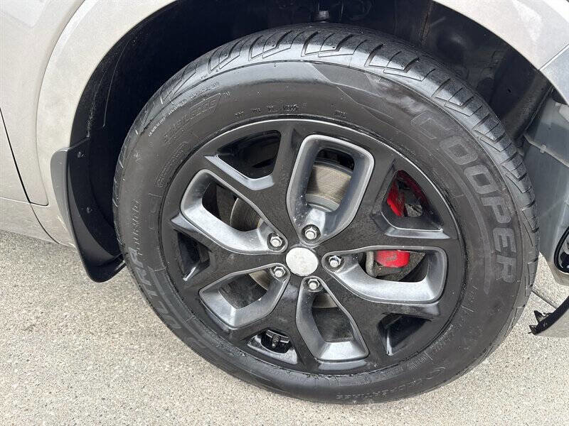 Used 2018 Kia Sorento SX FWD image 13