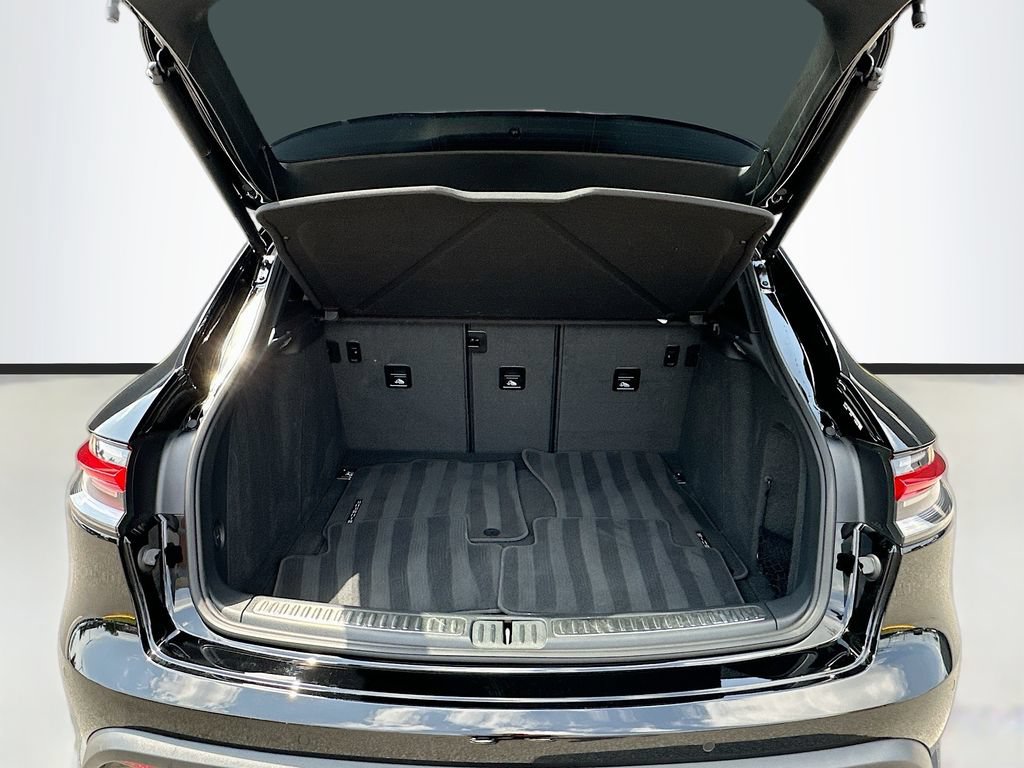Certified 2025 Porsche Macan S AWD/4WD image 28