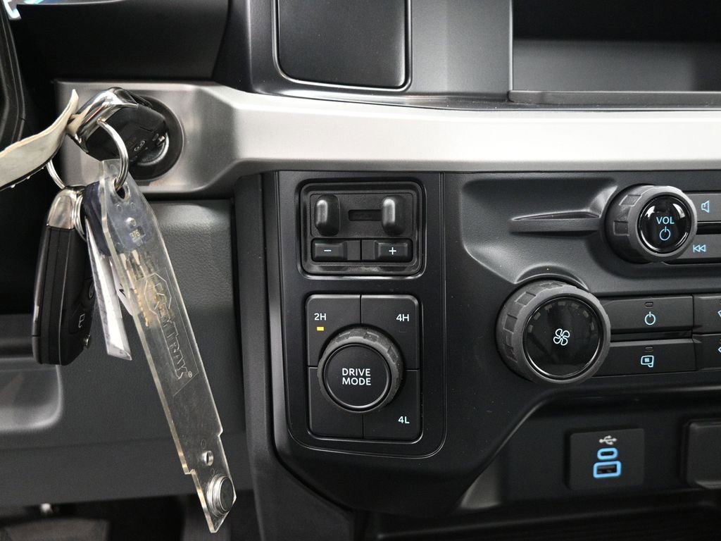 New 2024 Ford F450 XL w/ XL Chrome Package image 15