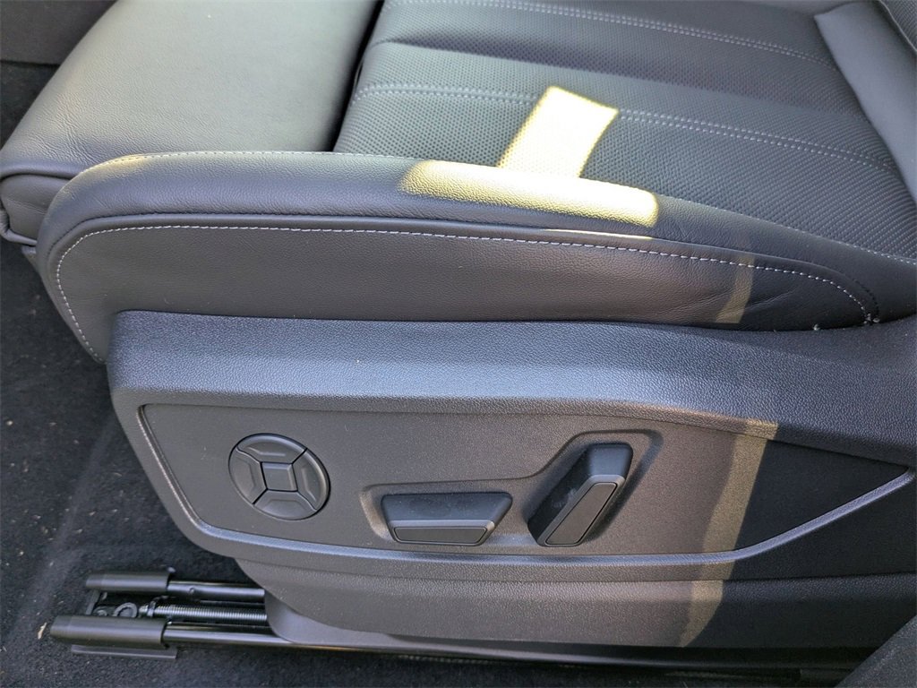 New 2025 Audi Q5 Premium Plus image 12