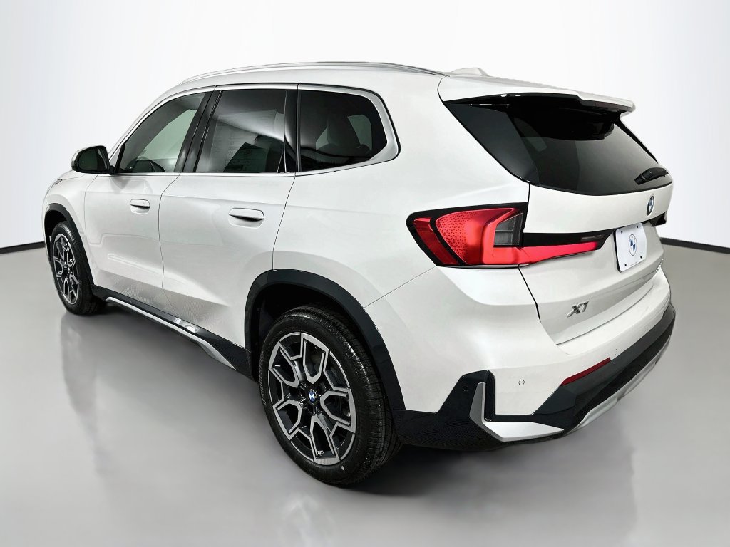 New 2027 BMW X1 xDrive28i w/ Technology Package AWD/4WD image 7