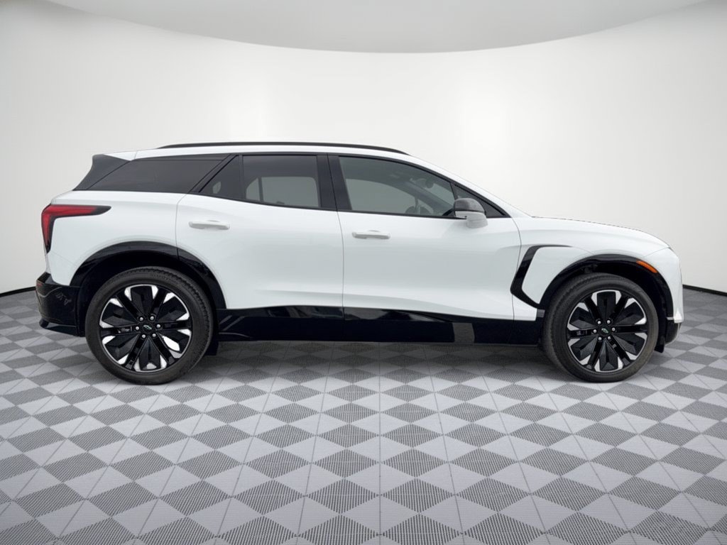 Used 2024 Chevrolet Blazer EV RS AWD/4WD image 8