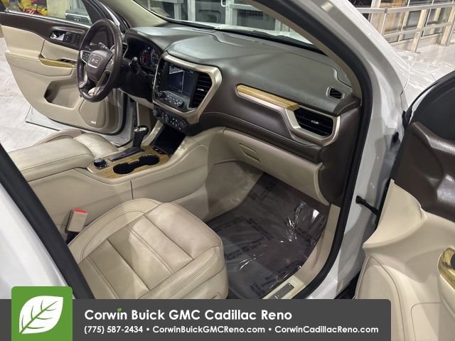 Used 2017 GMC Acadia Denali w/ Technology Package AWD/4WD image 35