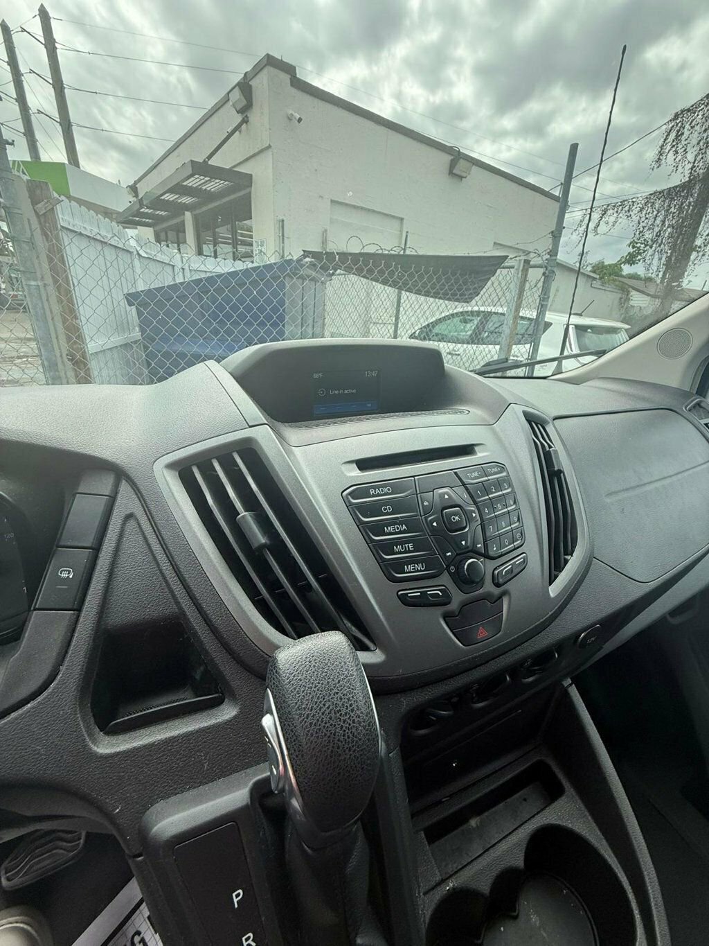 Used 2017 Ford Transit 150 XL image 10