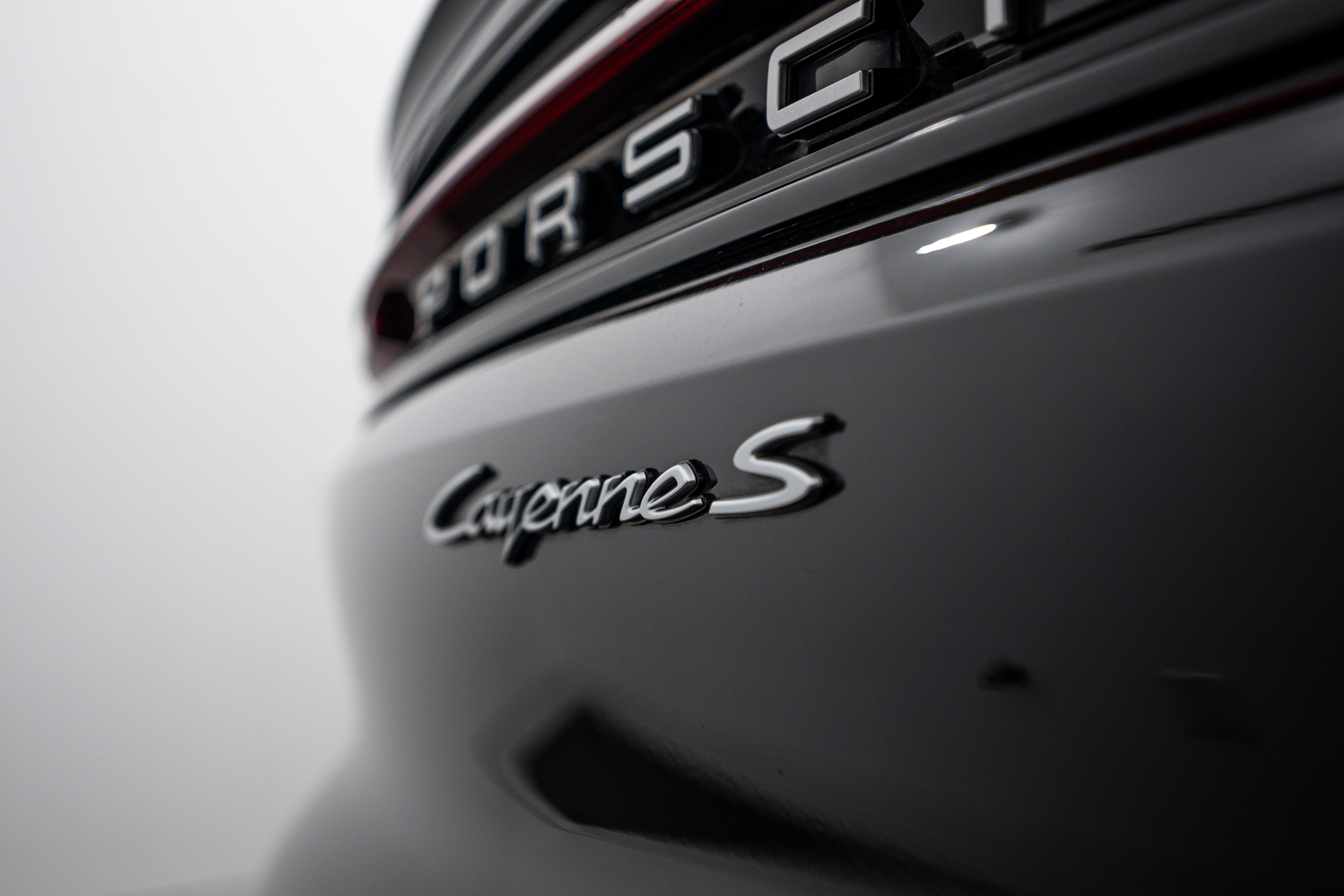 Certified 2025 Porsche Cayenne S AWD/4WD image 25