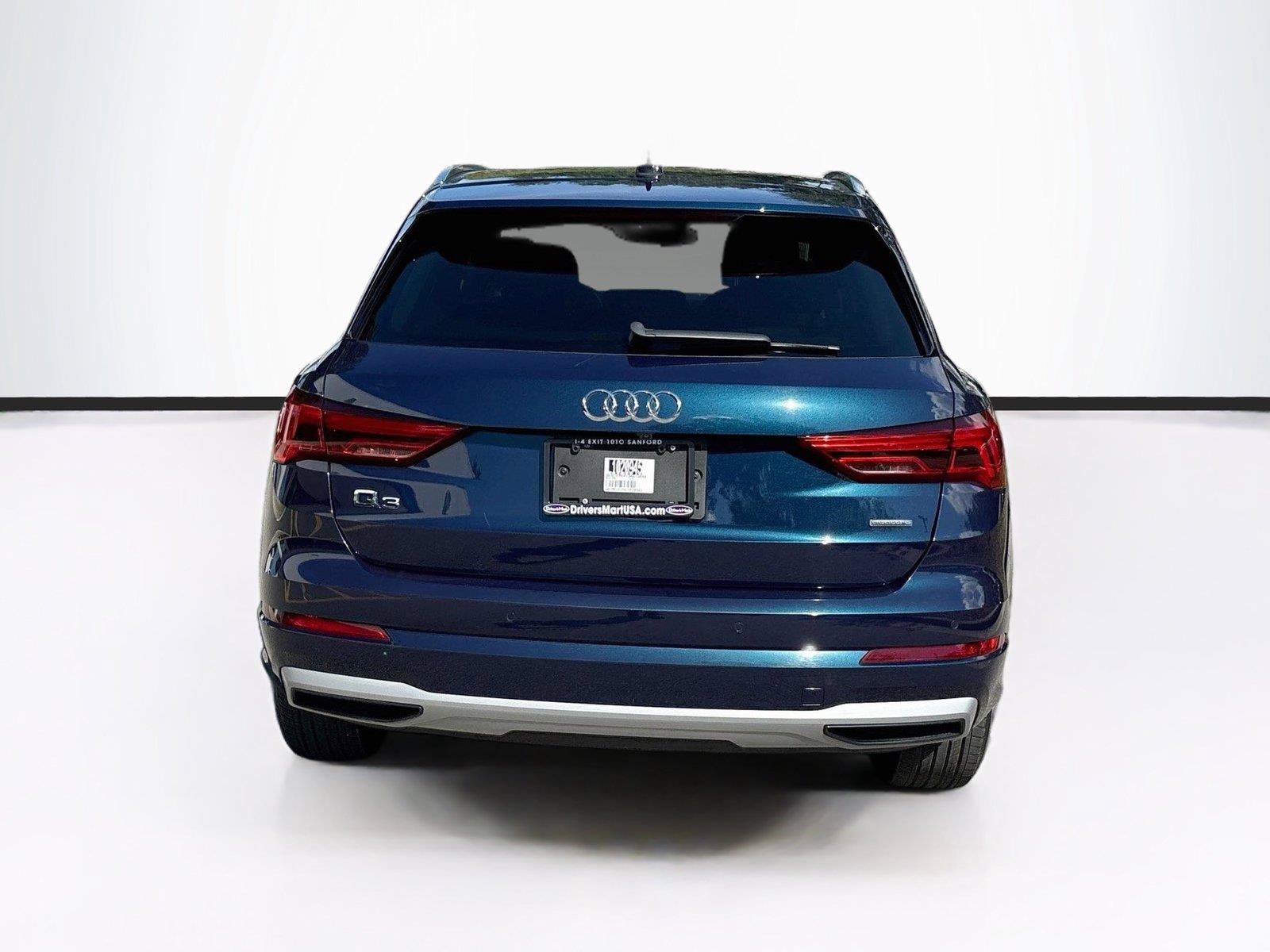 Used 2020 Audi Q3 2.0T Premium Plus w/ Premium Plus Package AWD/4WD image 6