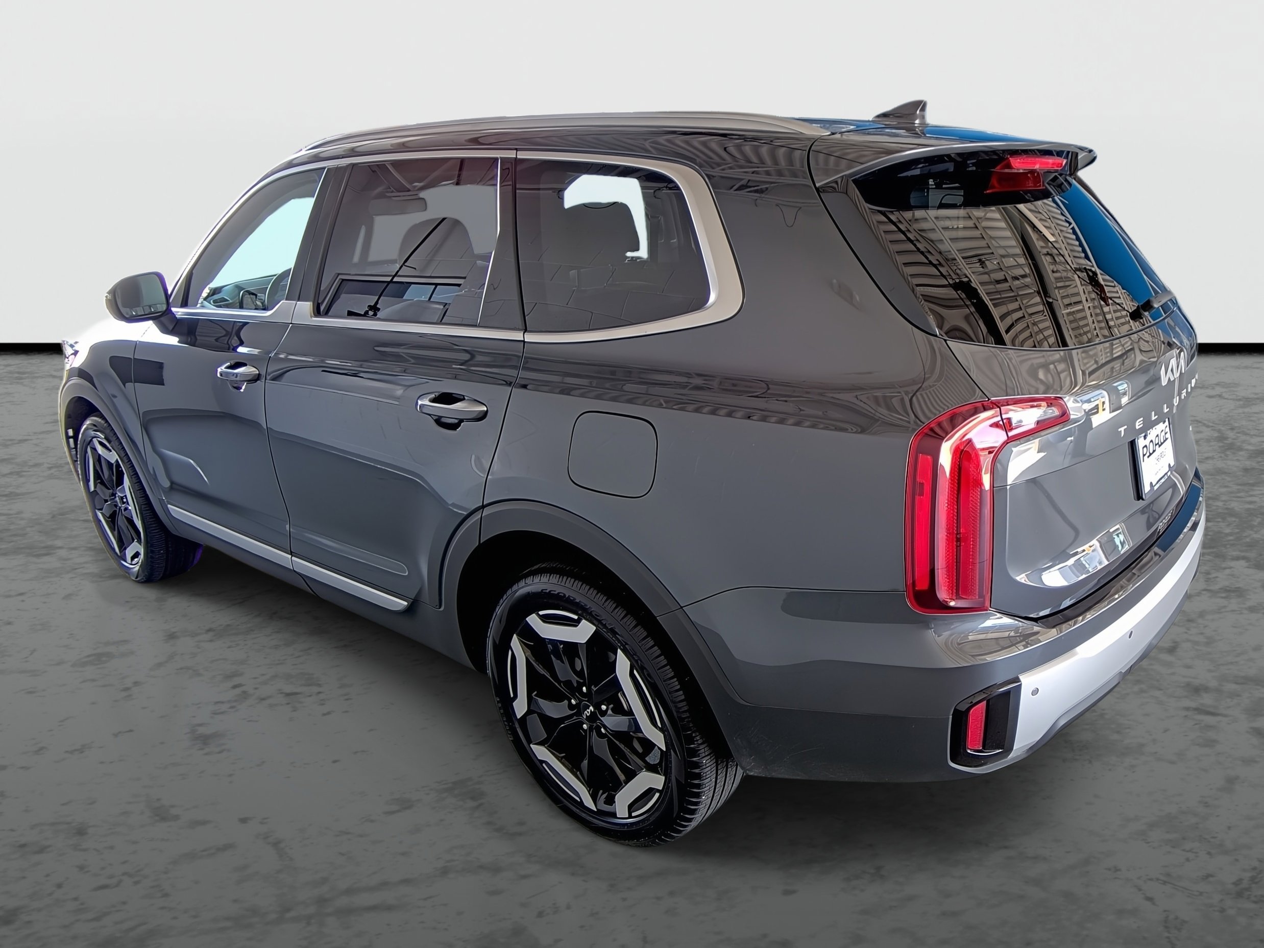 Used 2024 Kia Telluride S w/ S Sunroof Package image 11