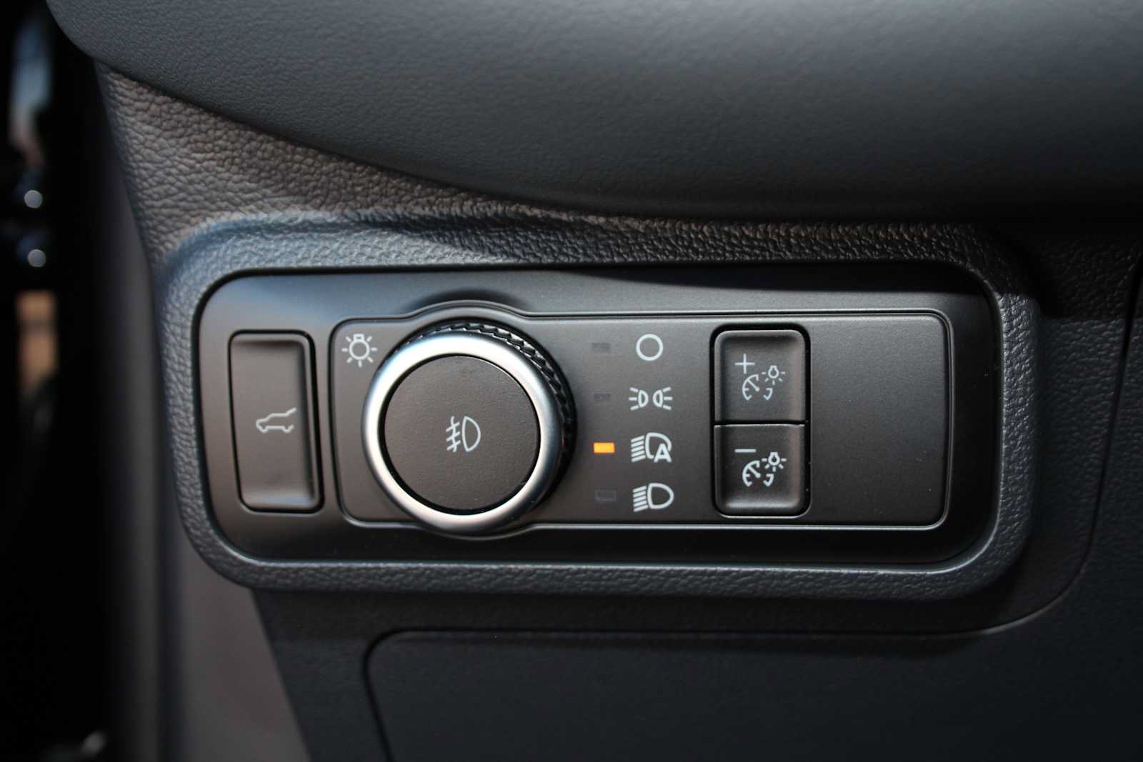 New 2026 Ford Explorer Active w/ Active Comfort Package RWD image 35