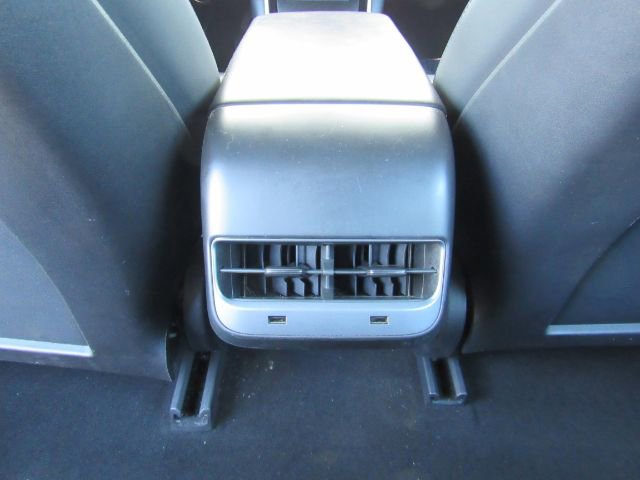 Used 2018 Tesla Model 3 Long Range image 25
