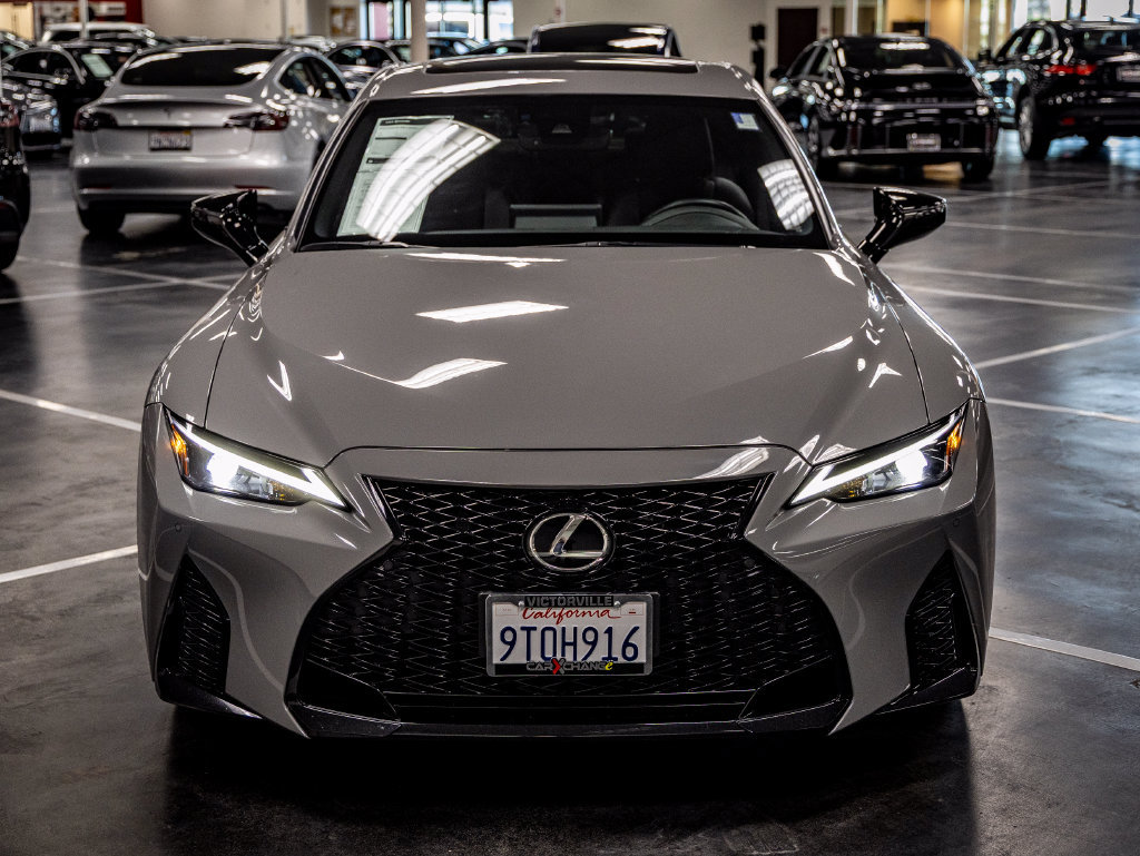 Used 2025 Lexus IS 350 F Sport RWD image 9