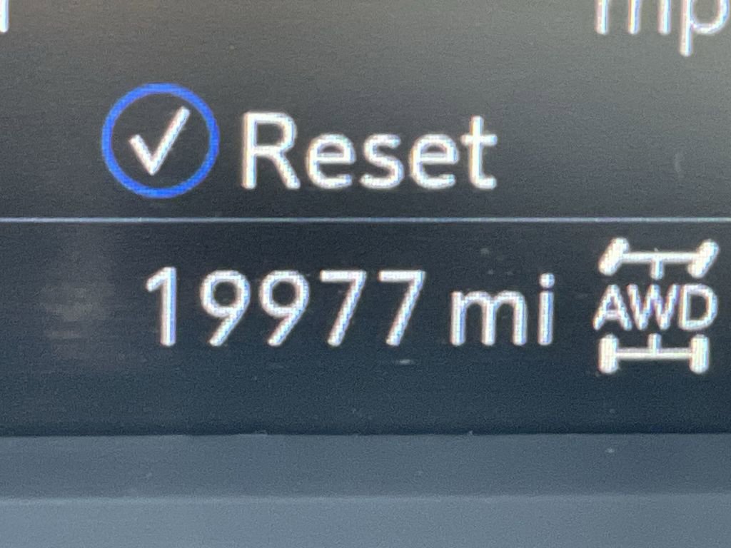 Certified 2025 Cadillac XT5 Premium Luxury image 23