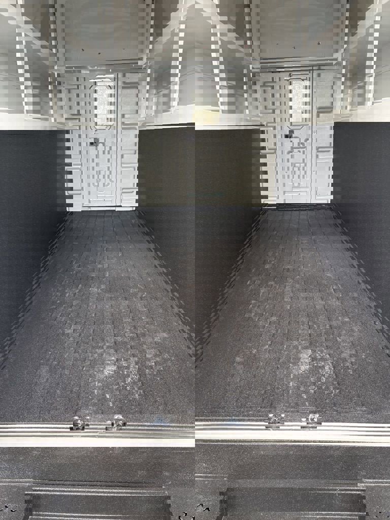 New 2025 Chevrolet Express 3500 w/ Power Convenience Package image 16