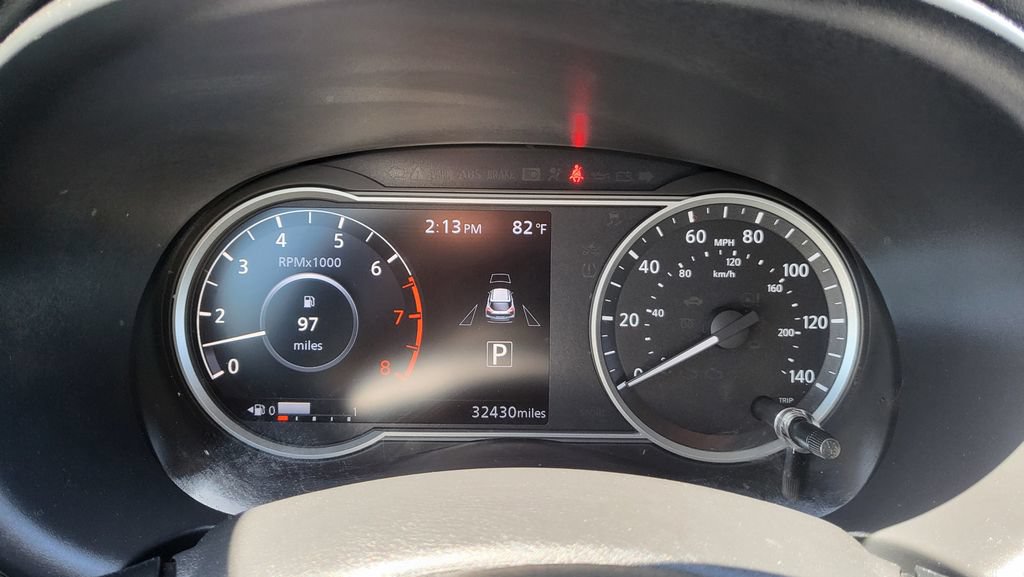 Used 2019 Nissan Kicks SV FWD image 30