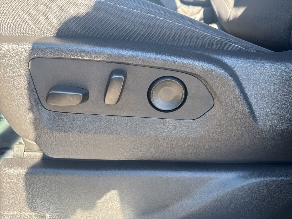 Used 2026 GMC Sierra 1500 Elevation image 10