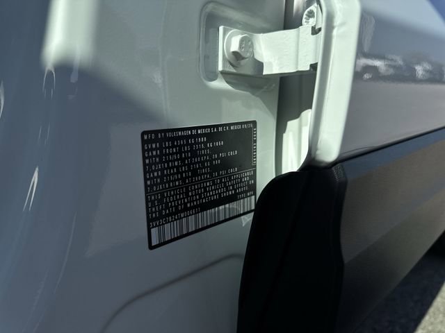New 2026 Volkswagen Taos SE FWD image 33
