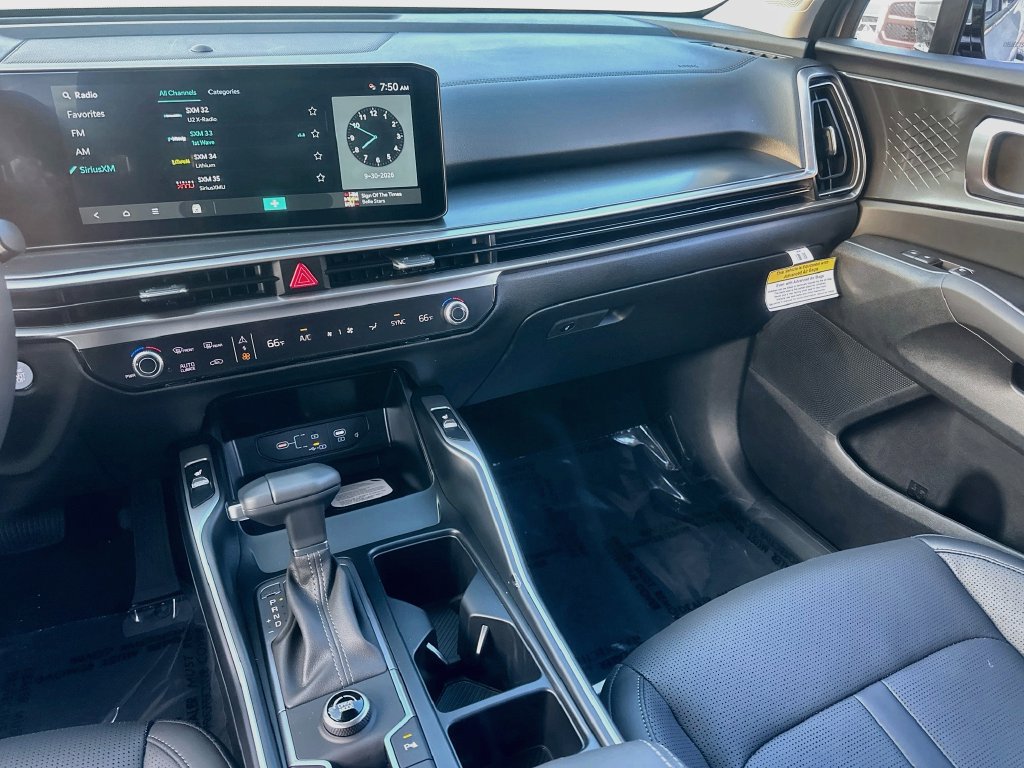 New 2026 Kia Sorento S FWD image 22