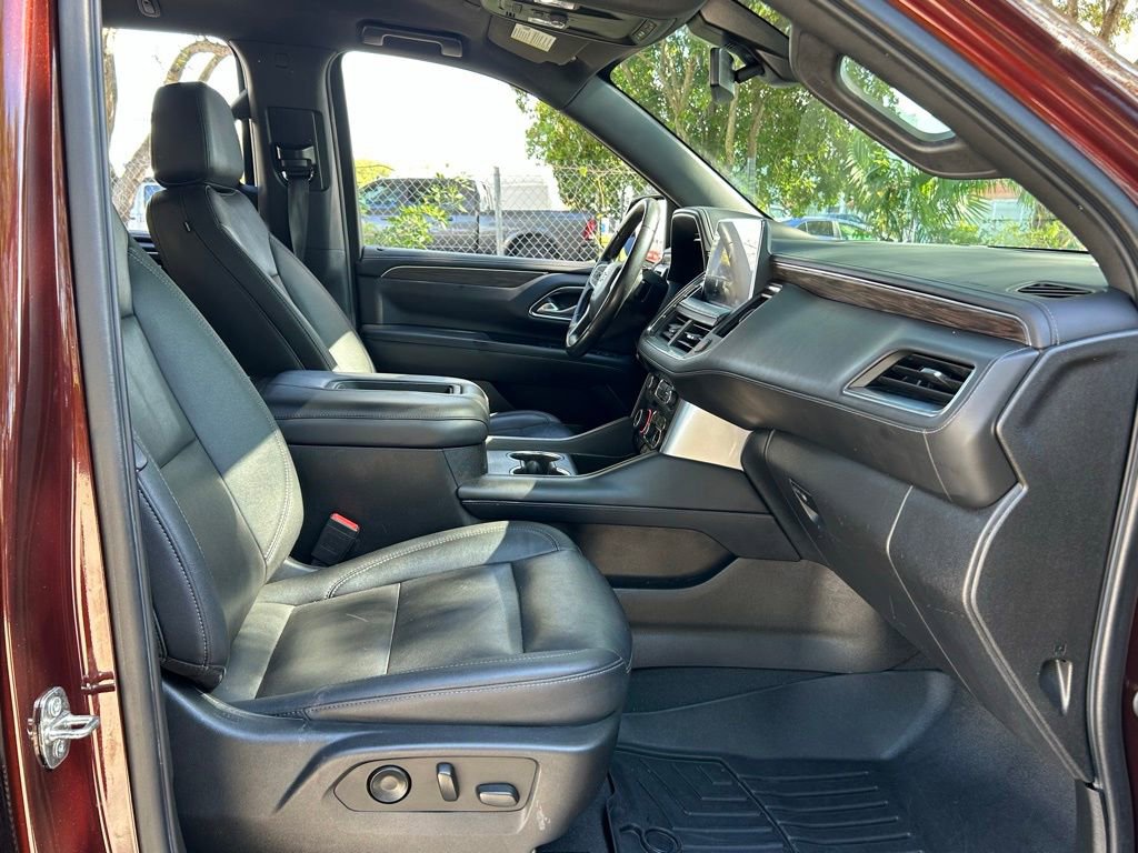 Used 2022 Chevrolet Suburban LT w/ Max Trailering Package image 33