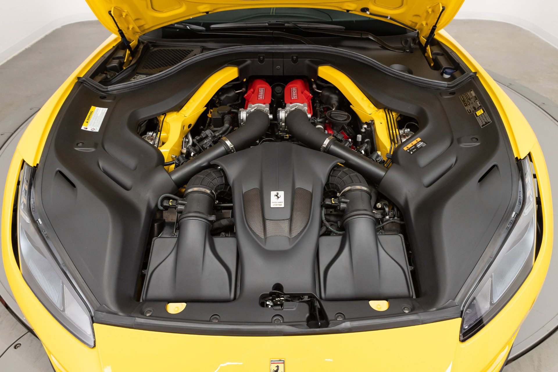 Certified 2020 Ferrari Portofino RWD image 97
