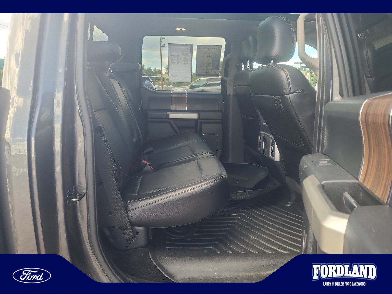 Used 2016 Ford F150 Lariat w/ Equipment Group 502A Luxury AWD/4WD image 18