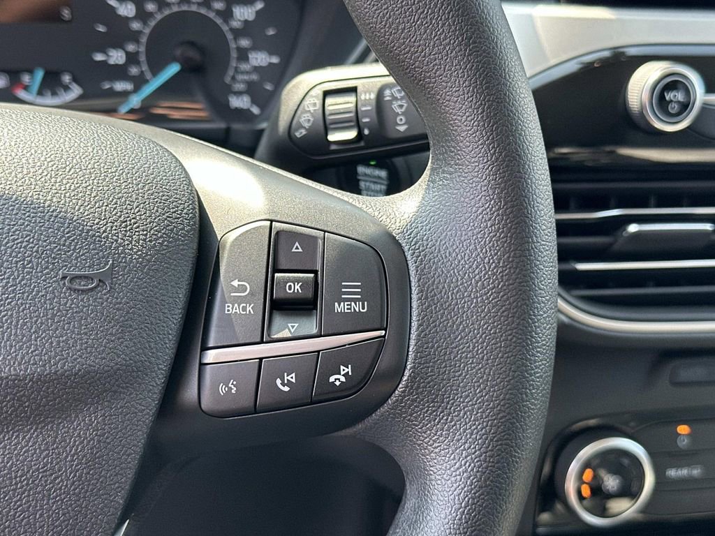 Used 2022 Ford Escape SE image 19