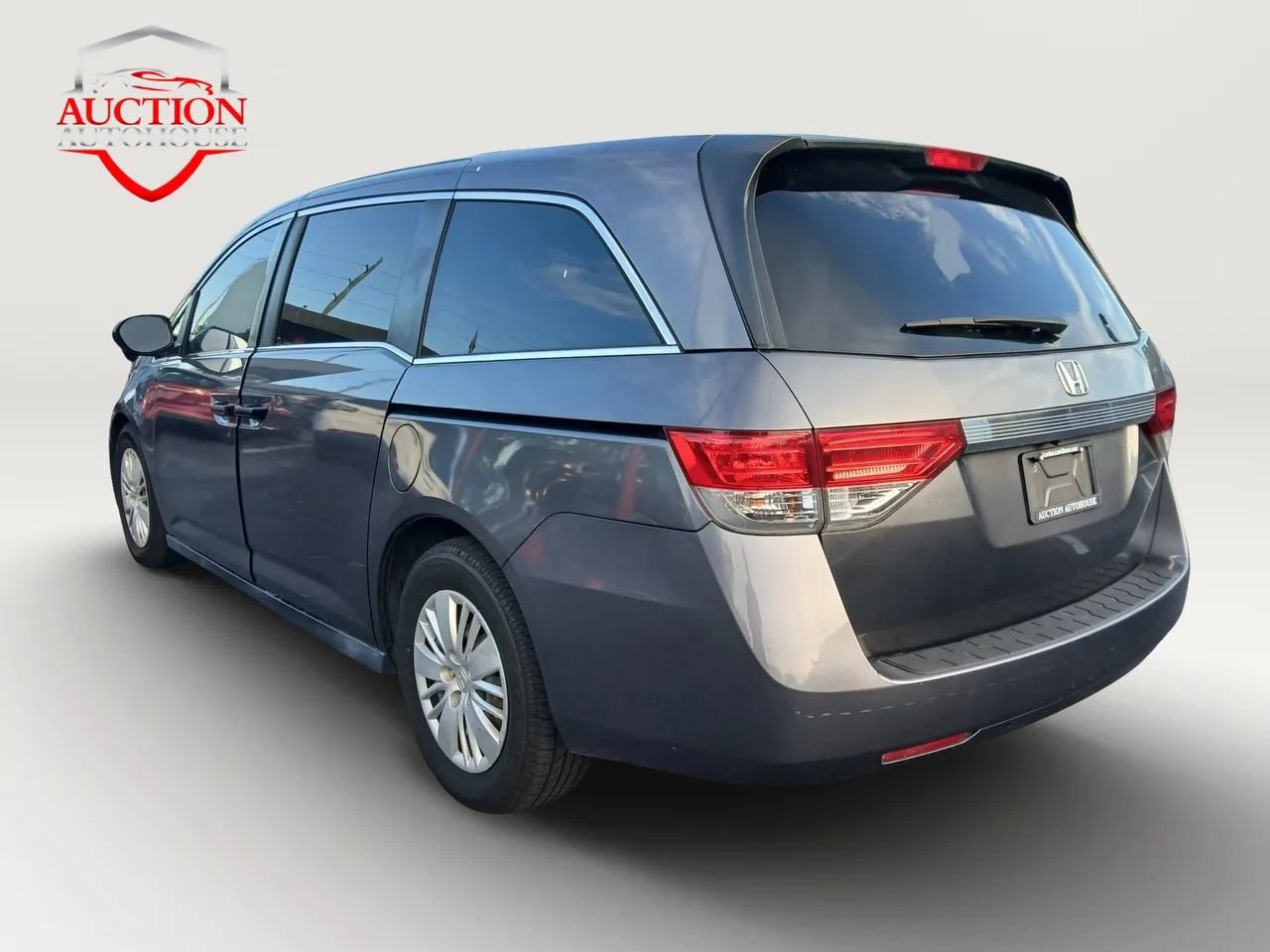 Used 2015 Honda Odyssey LX image 7