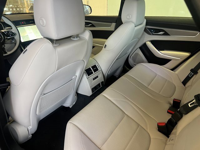 New 2024 Jaguar XF R-Dynamic SE image 21