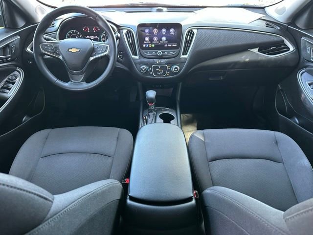 Used 2024 Chevrolet Malibu RS FWD image 9