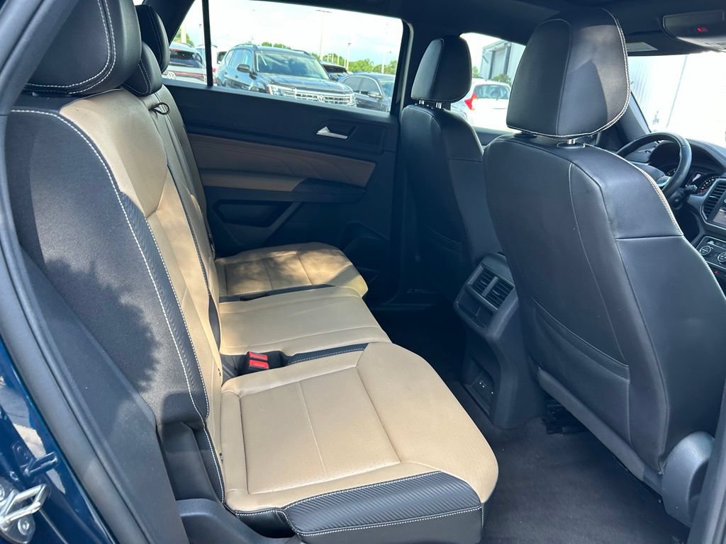 Certified 2021 Volkswagen Atlas Cross Sport SE AWD/4WD image 38