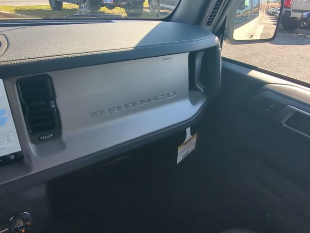 New 2025 Ford Bronco Outer Banks AWD/4WD image 18
