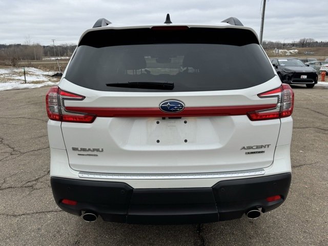 Used 2024 Subaru Ascent Limited w/ Technology Package image 16