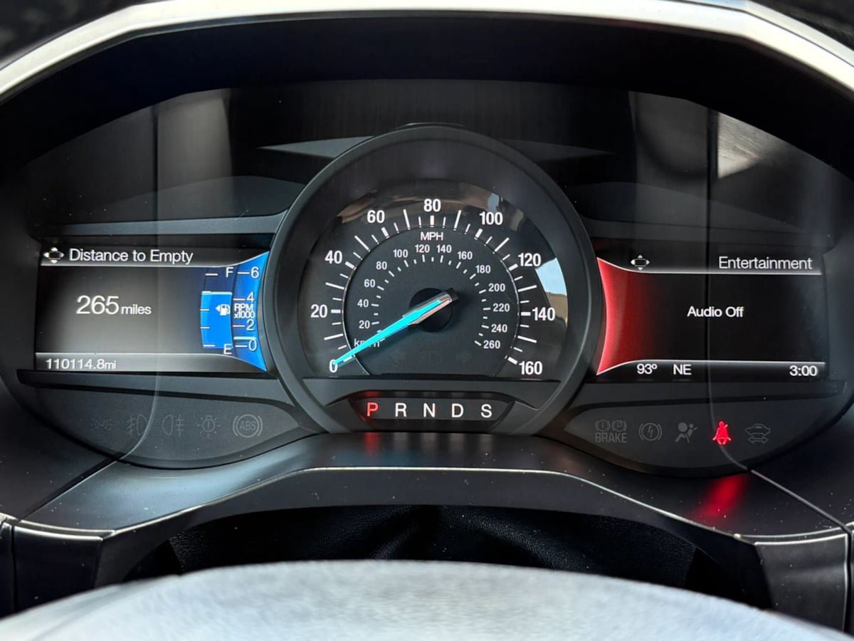 Used 2017 Ford Edge SEL w/ Equipment Group 201A FWD image 54