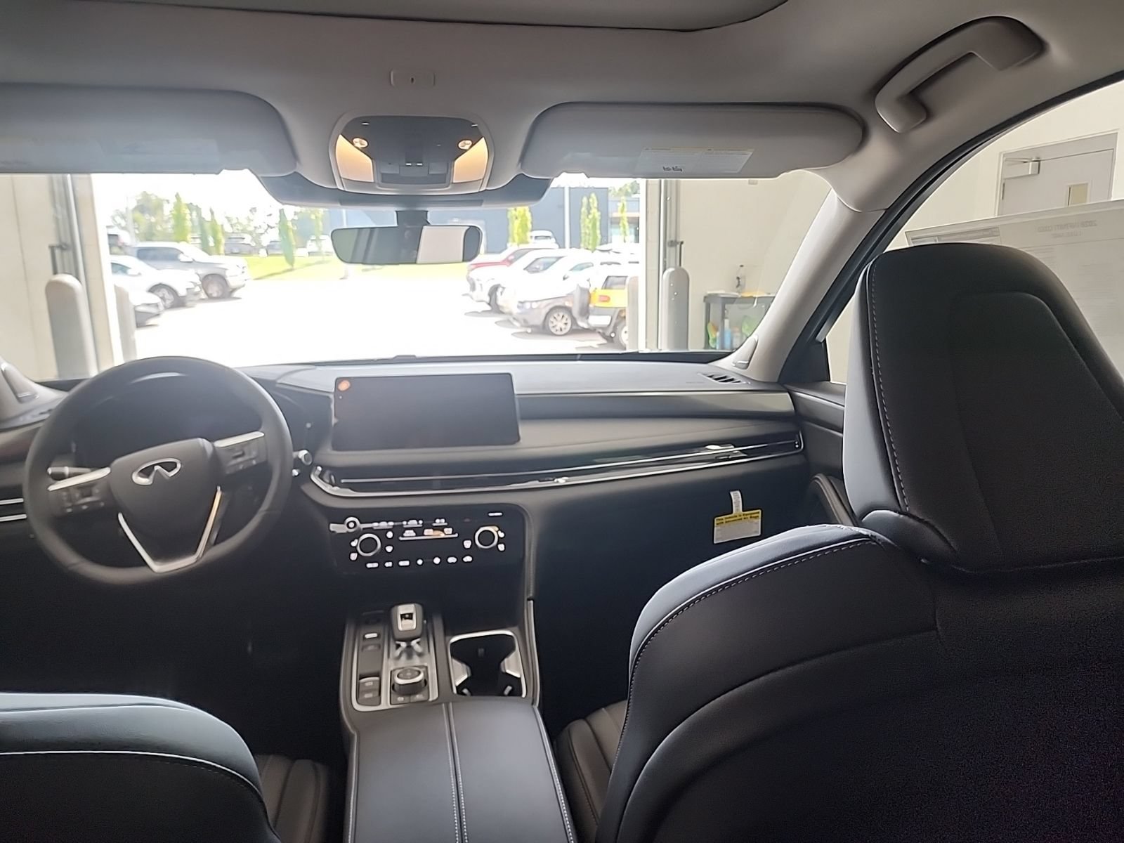 Certified 2026 INFINITI QX60 Luxe w/ Cargo Package AWD/4WD image 26