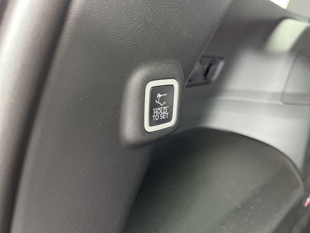 New 2026 Jeep Cherokee Overland image 41