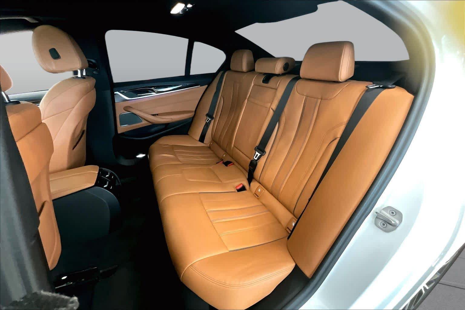 Used 2023 BMW 530i w/ M Sport Package RWD image 17