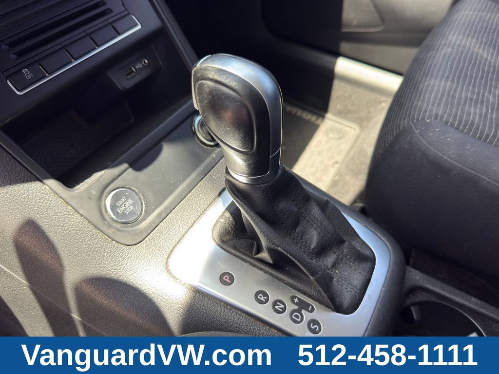 Used 2018 Volkswagen Tiguan Limited FWD image 17
