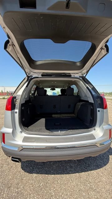 Used 2017 GMC Terrain SLE w/ Convenience Package FWD image 9