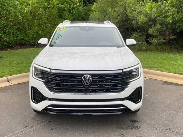 Used 2024 Volkswagen Atlas SEL Premium R-Line AWD/4WD image 2
