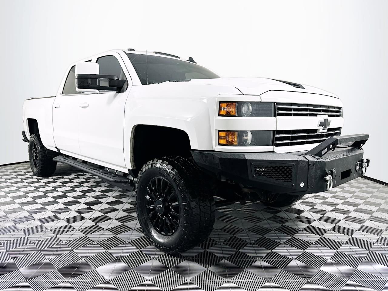 Used 2018 Chevrolet Silverado 2500 LTZ w/ Duramax Plus Package image 6