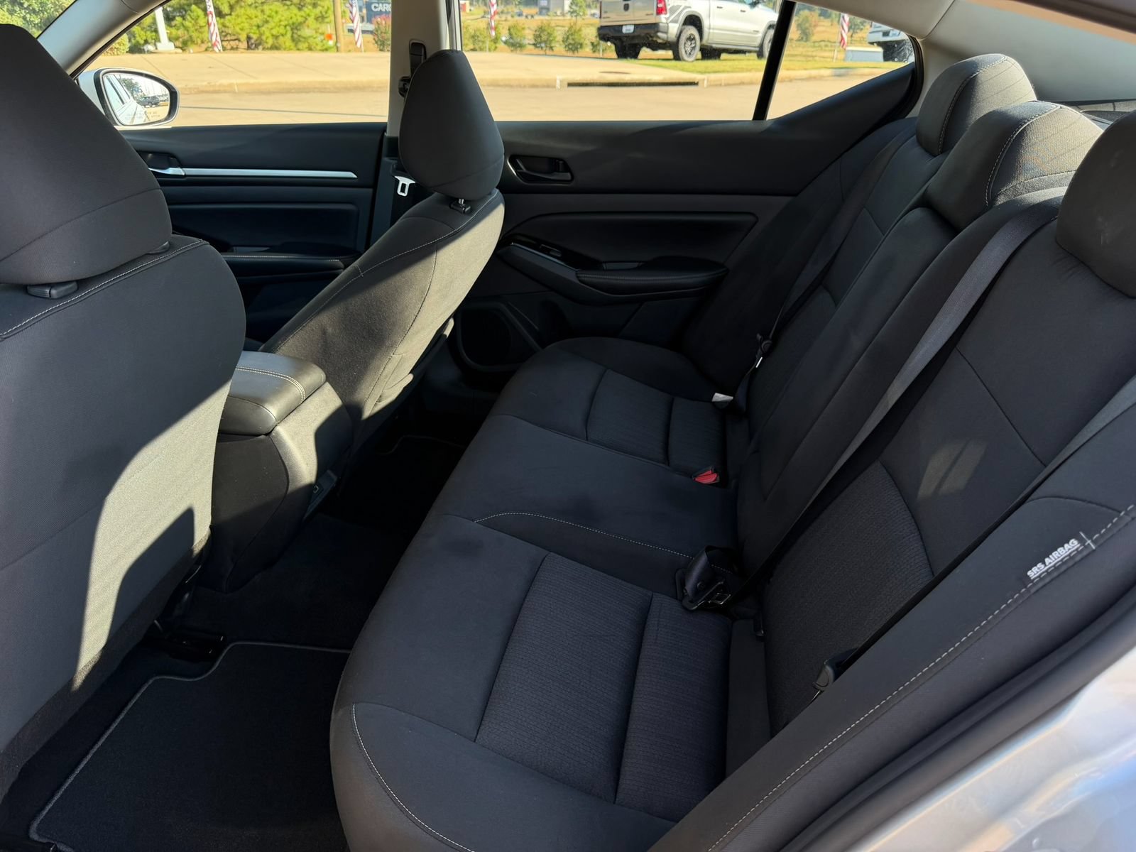 Used 2023 Nissan Altima 2.5 SV FWD image 25