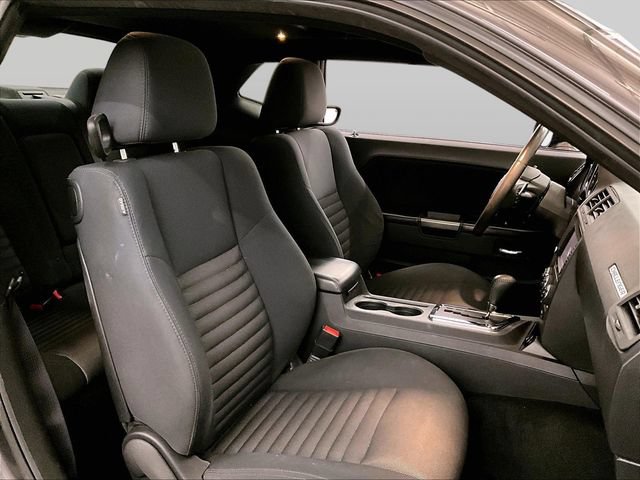 Used 2014 Dodge Challenger R/T w/ Electronics Convenience Group RWD image 8