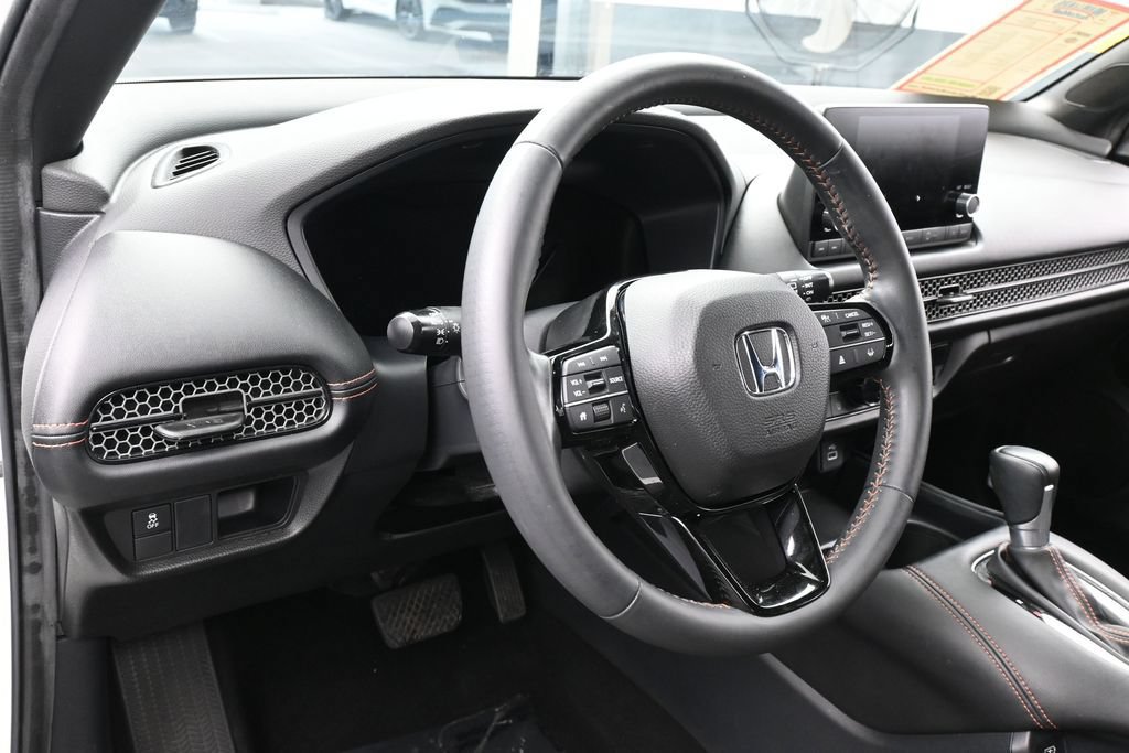 Used 2025 Honda HR-V Sport image 15