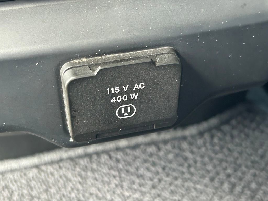 Used 2022 RAM 2500 Laramie w/ Night Edition image 24